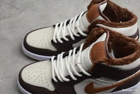 BASALT MID BROWN DO6699-200 DO6699-200 OATMEAL JORDAN 1 SE 0412